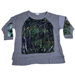 Live And Let Live Gray & Green Velvet Womens Medium Top With Velvet Accents